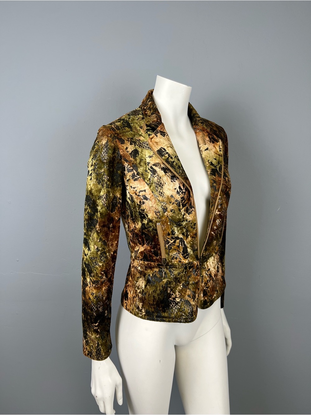 Joseph Ribkoff Made in CanadaWomen’s Printed Velvet Blazer Jacket in Olive Multi